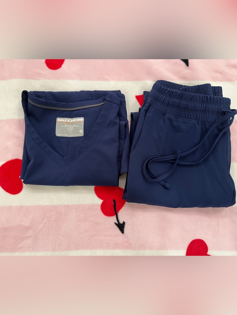 Skechers Navy V-Neck Scrub Top & Pants Set Size Small